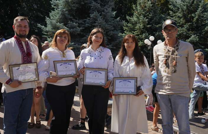 Потрійний круасановий рекорд у Чернівцях: масштабне свято смаку, єдності та вдячності!